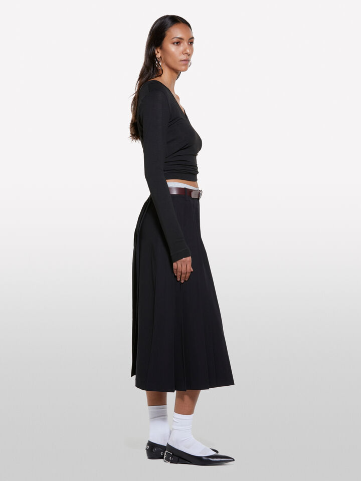 Black slim fit long sleeve t-shirt - women's long sleeve t-shirts - Black | Sisley image number 2